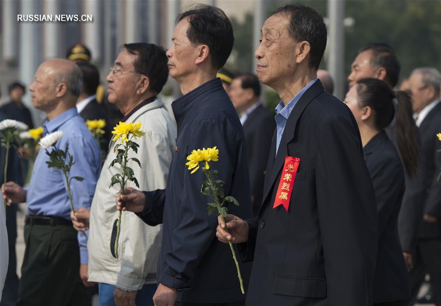 （時政）（4）烈士紀念日向人民英雄敬獻花籃儀式隆重舉行 