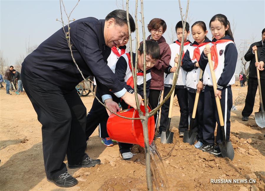 （XHDW）（3）黨和國家領導人參加首都義務植樹活動