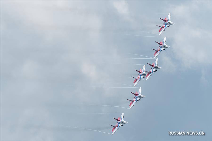 В Подмосковье закрылся авиасалон МАКС-2017