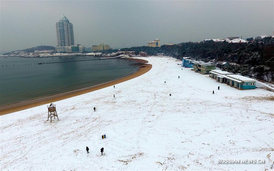 （新華視界）（8）島城降瑞雪