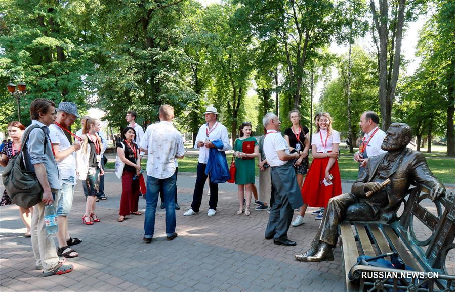 В Центральной Украине стартовал 2-й Международный художественный пленэр