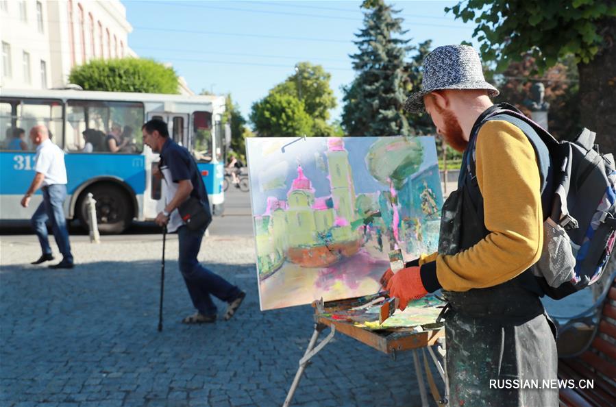 В Центральной Украине стартовал 2-й Международный художественный пленэр