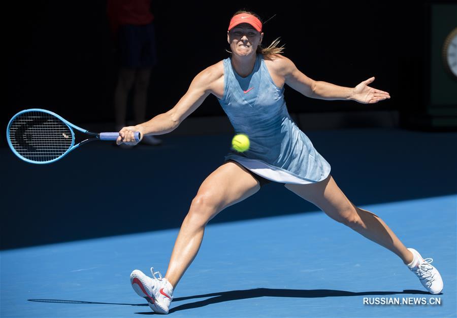 Российская теннисистка Мария Шарапова вышла во второй круг Australian open