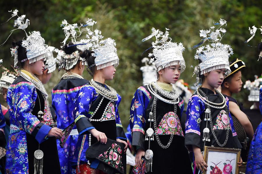 Мяоский культурно-фольклорный фестиваль в честь праздника Саньюэсань