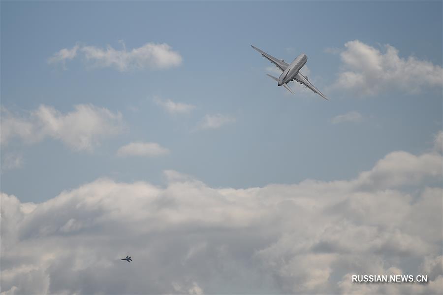 В Москве прошло авиашоу в рамках Авиасалона МАКС-2019