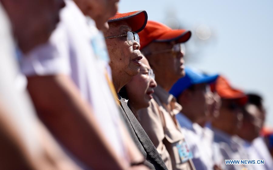 （九三閱兵）紀(jì)念抗戰(zhàn)勝利70周年大會(huì)在京舉行