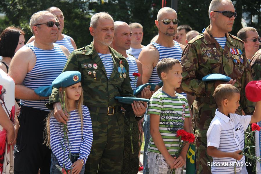 В Приморье торжественно отметили день ВДВ