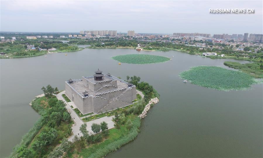 Экопарк на месте котлованов с грязной водой и мусором в Хэцзяне