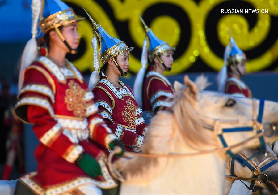 В Хух-Хото открылась Культурно-художественная неделя монгольских лошадей степи Хухтала