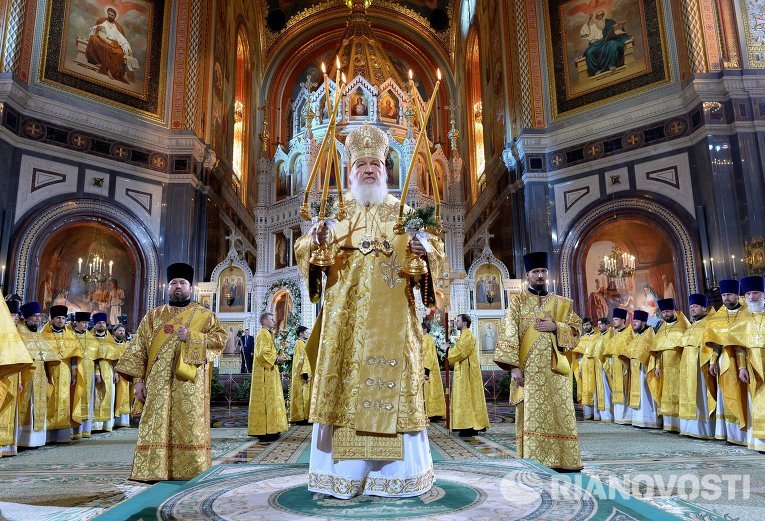 Рождественское богослужение в храме Христа Спасителя