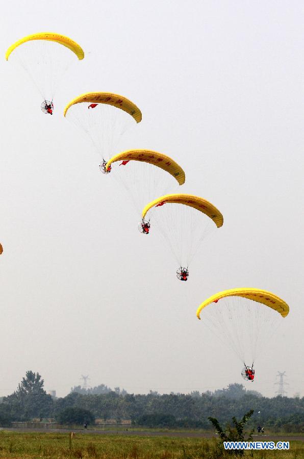 CHINA-HENAN-ZHENGZHOU-AIRSHOW (CN)