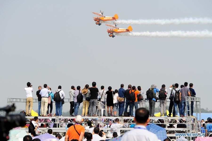 CHINA-HENAN-ZHENGZHOU-AIRSHOW (CN)