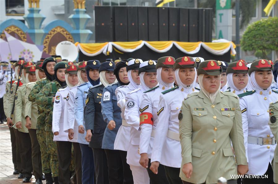 BRUNEI-BANDAR SERI BEGAWAN-32ND NATIONAL DAY CELEBRATIONS-PARADE