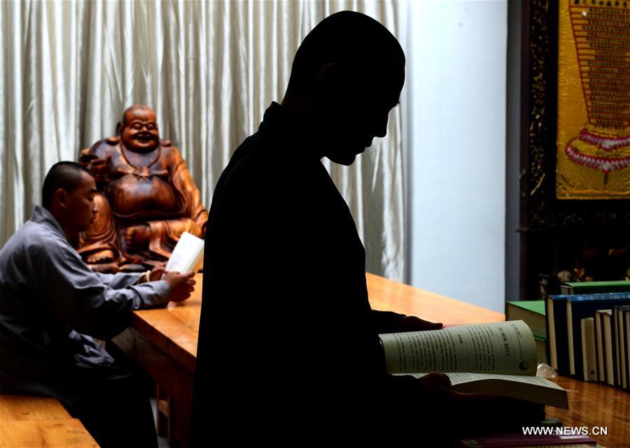 CHINA-HENAN-SHAOLIN TEMPLE-MONKS (CN)