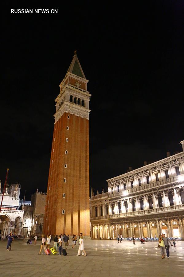 ITALY-VENICE-NIGHT VIEW