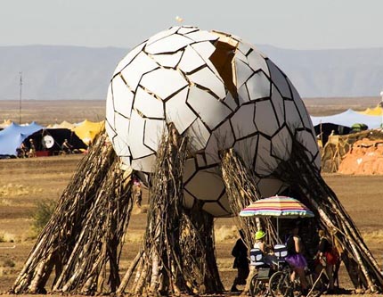 Фестиваль «Burning Man» в пустыне на Южной Африке