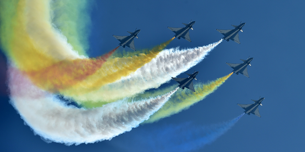 Авиашоу на Airshow China в городе Чжухай