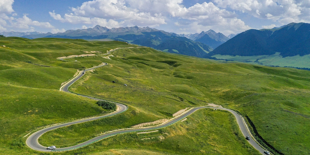 Новая жизнь древней деревни в Синьцзяне