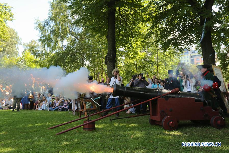 Празднование 307-летия Полтавской битвы прошло в Санкт-Петербурге