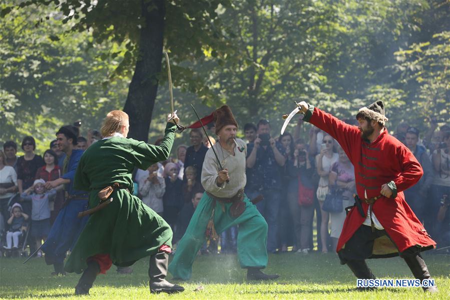 Празднование 307-летия Полтавской битвы прошло в Санкт-Петербурге