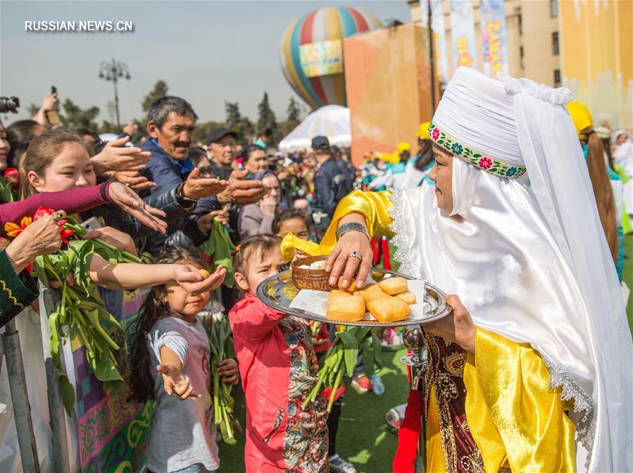 Алматинцы празднуют Наурыз